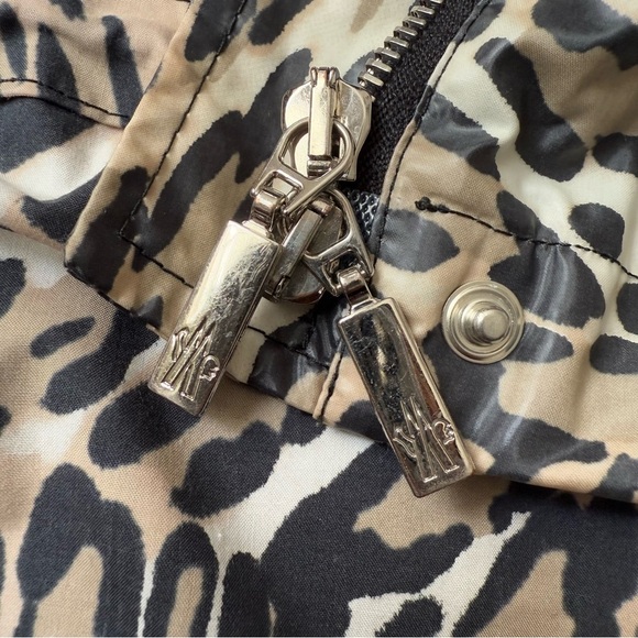 MONCLER Ivoire Giubbotto Plomb Leopard Jacket - Picture 8 of 14